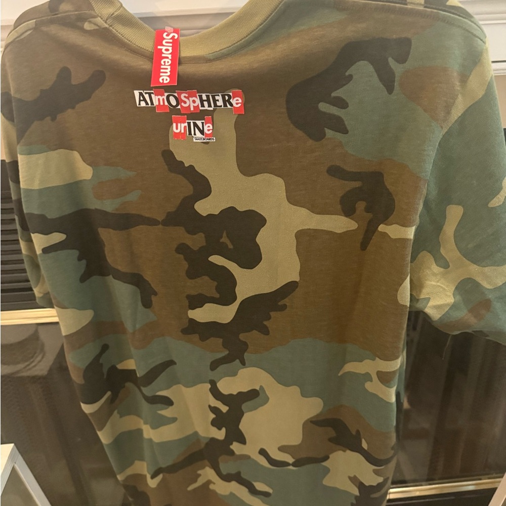 Supreme Camouflage Graphic Tee - Picture 4 of 5